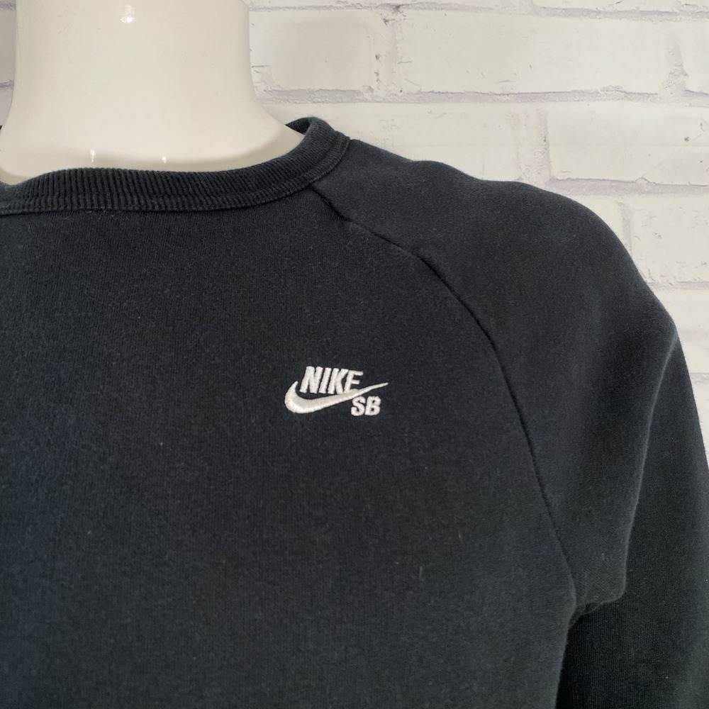 Nike SB Sweater Men's Small Pullover Crew Neck Sweatshirt Black Skateboarding